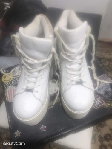 Zapatillas/ Botitas De Cuero.