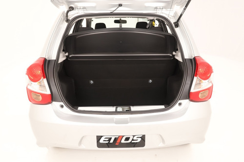 Imagen 6 de 15 de Toyota Etios 1.5 X 5p 2021 0km