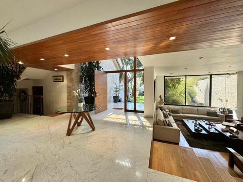 Impresionante Residencia En Lomas De Chapultepec