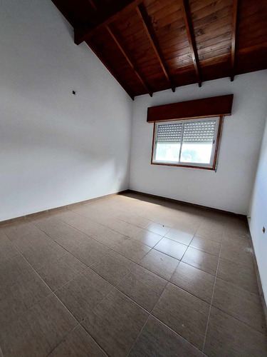 Oportunidad - 2 Duplex Cercano A La Playa - Santa Clara