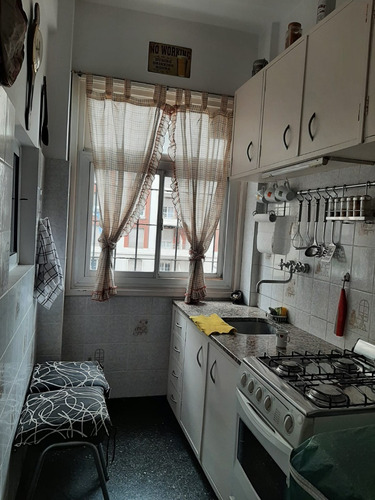 Imagen 6 de 11 de Venta De Departamento 2 Ambientes A La Calle En Centro Frente A Plaza Colón, Mar Del Plata.