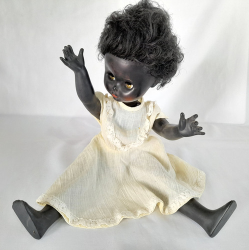 Muñeca De Goma Yoly Bell Negra (Usado)