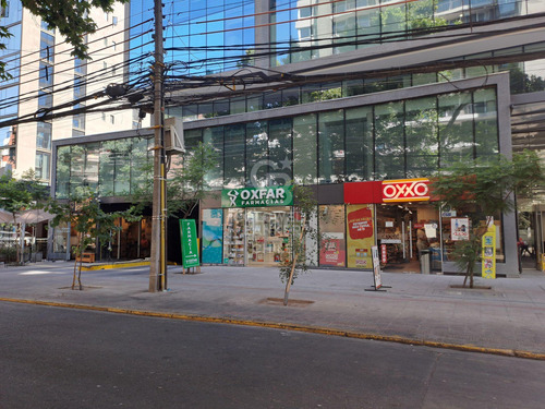Local Comercial En Galería, Providencia