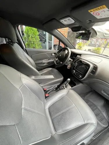 Renault Captur 2.0 Intens Automática