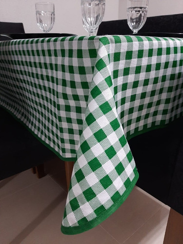 Imagem 3 de 8 de Toalha Para Mesa 14 Lugares Retangular 4,00x1,50 Xadrez Verd