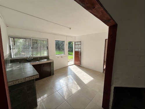 *** Alquilado *** Sencilla En Colonia Nicolich 2 Dorm.
