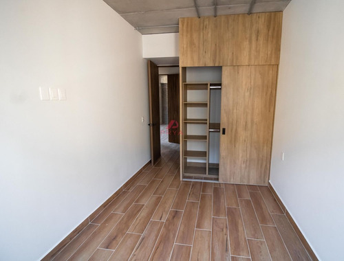 Departamento En Venta En Chapultepec,col. Americana, Gdl, Jal