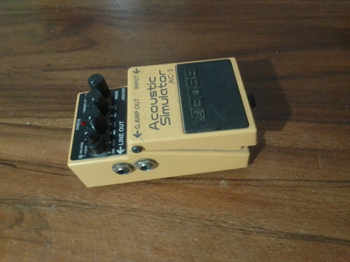 Boss Ac-3 Pedal Simulador Acústico, 4 Modos De Simulación (Usado)