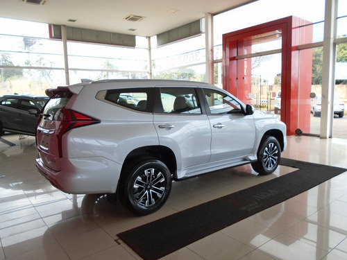 Imagem 11 de 15 de Pajero Sport 2.4 16v Mivec Turbo Diesel Hpe-s Awd Automático