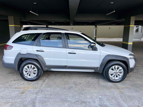 Fiat Palio 1.8 MPI ADVENTURE WEEKEND 16V FLEX 4P MANUAL