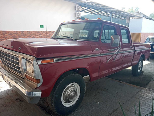 Camioneta Ford 250 Custom