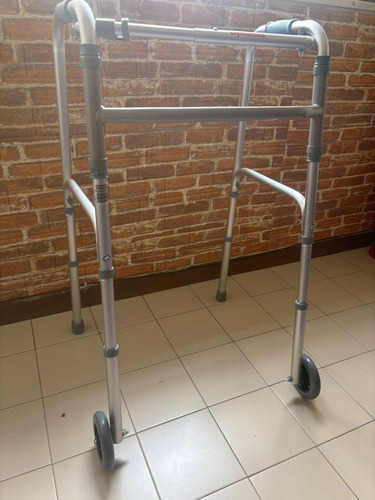 Andadera Caminadora Usada Marca Dynamics (Usado)