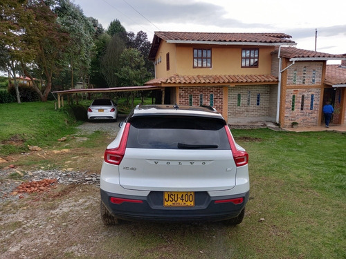 Imagen 3 de 11 de Volvo Xc40 T5 Recharge