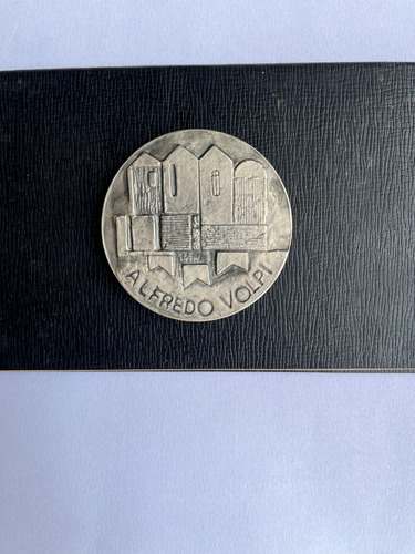Clube Da Medalha Do Brasil : Alfredo Volpi (Usado)
