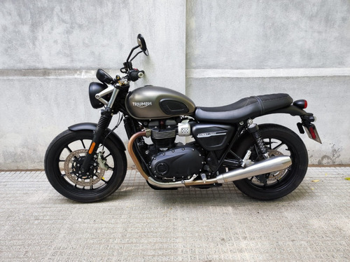 Imagen 4 de 17 de Triumph Street Twin 900 Excelente Estado !!!