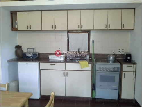 Casa En Zona De Playa Brava Y Aidy Grill- Ref: 5328