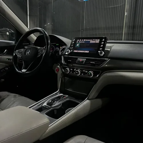 Honda Accord 2.0 Touring At