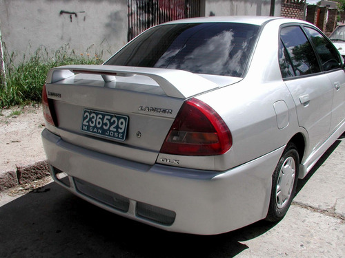 Alerón De Mitsubishi Lancer 1999 Con Luz Colocado Y Pintado.