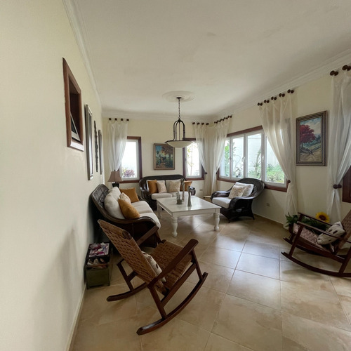 Casa Los Cerros De Gurabo Santiago 542m2 Terreno 500m2 Const