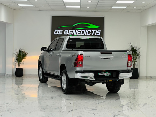 Toyota Hilux Pick-up 2.8 Cd Srv 177cv 4x4