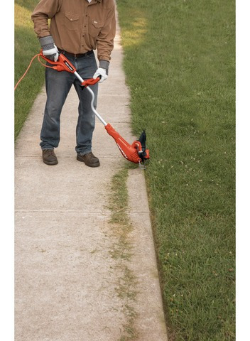 Imagen 6 de 10 de Desbrozadora Bordeadora 14'' 800w Black+decker Gh750-b3