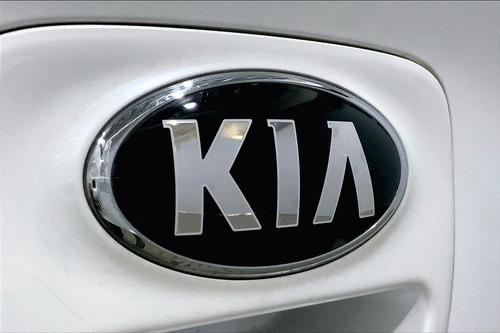 Imagen 8 de 25 de Kia Rio 5 Pts Hb Lx Ta Ve F Niebla Ra-15