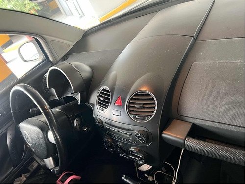 Volkswagen Beetle 2.5 Sport Tiptronic At
