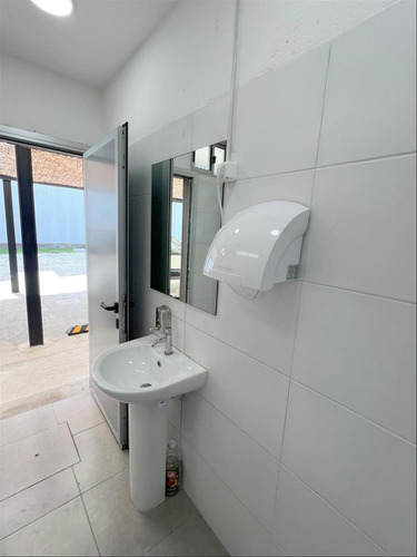 Polo Logísitoco Local Industrial 2000m2 Islas Canarias