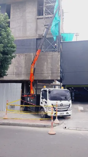 Vendo Camión Grúa 2023