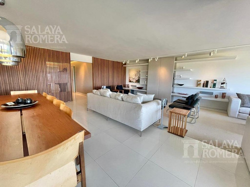Imagen 12 de 28 de Venta - Apartamento De Categoria , Primera Linea Brava Sap4325120.