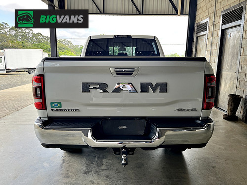 RAM Ram 3500 6.7 Laramie Cab. Dupla 4x4 Aut. 4p
