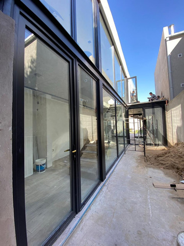 Imagen 3 de 10 de Construcción Casas Llave En Mano U$d 750 X M2 - Arquitectos