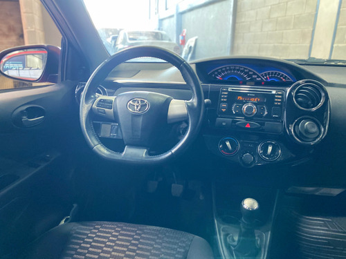 Toyota Etios 1.5 Sedan Xls