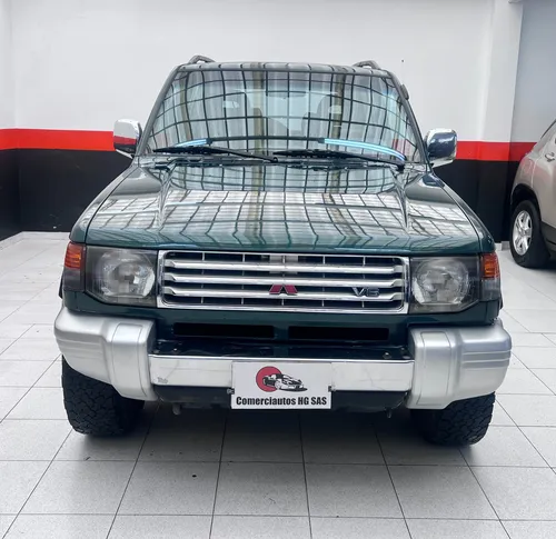 Mitsubishi Montero 3.0 V13