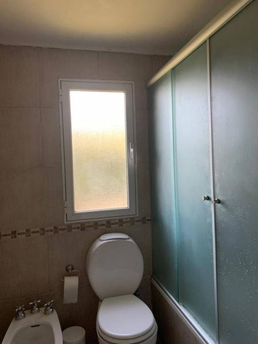 Venta Casa Pilar Del Este Los Jazmines, Muy Linda Casa En Lote Central Con Vista Al Parque, Una Planta
