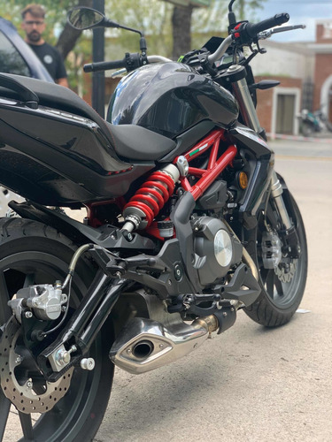 Imagen 5 de 7 de Benelli Tnt 300