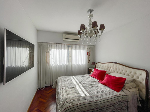 Imagen 9 de 20 de Piso Exclusivo 3 Dormitorios Al Frente - Zeballos 848