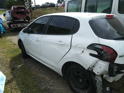 Sucata Peugeot 208 1.2 2017/18 Manual Retirada De Peças