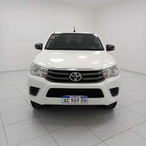 Imagen 2 de 10 de Toyota 2018 Hilux L/16 2.4 Dc 4x2 Tdi Sr