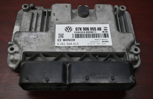 Computadora De Motor Bora 2.5l 07k906055ab (Usado)