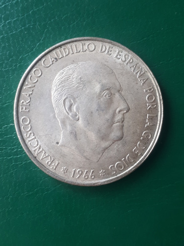 España 1966 100 Pesetas Plata Estrella 66 Muy Buena