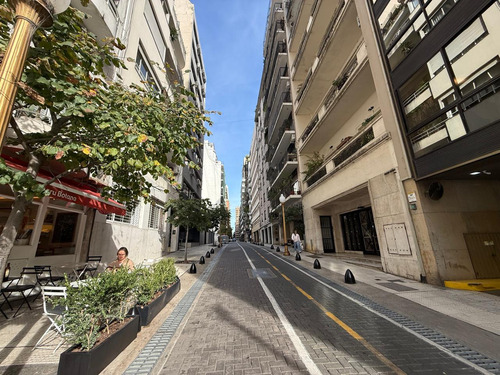 Duplex 2 Ambientes Apto Profesional En Barrio Norte. En Alquiler Y Venta!