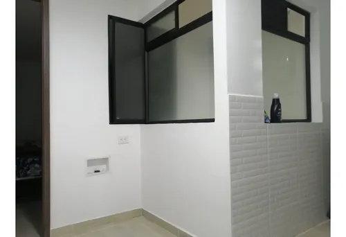 Apartamento En Venta En Florencia-medellín-parte Baja-terminado.