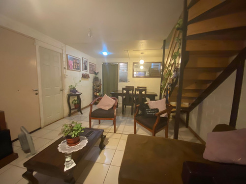 Arriendo Casa 3d/1b/1e. Villa Jardines De Calle Larga.