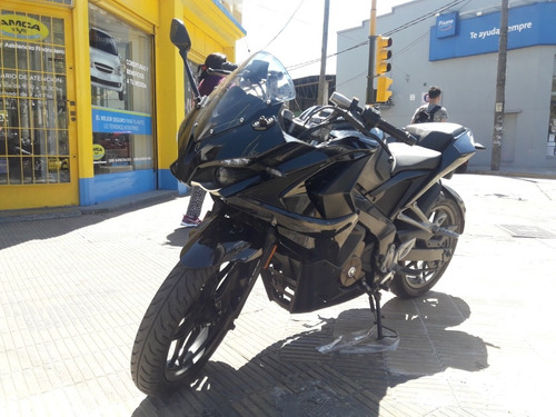 Imagen 2 de 9 de Bajaj Rouser Rs 200