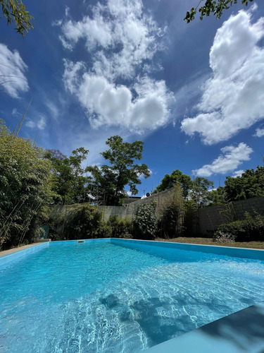 Casa Con Parque, Parrilla Y Fogón