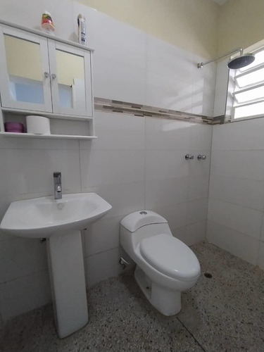 Imagen 20 de 25 de Casa En Agua Blanca
