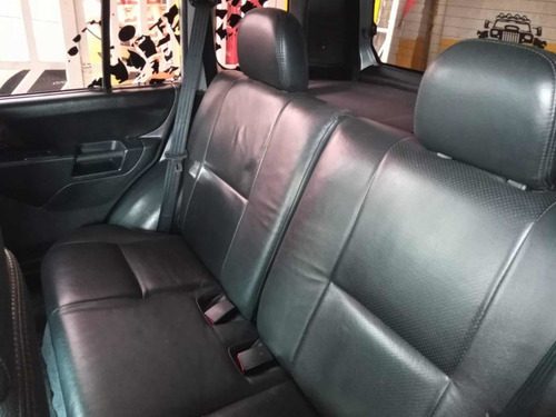 Imagem 6 de 15 de Mitsubishi Pajero Tr4 2.0 Flex 4x4 140cv Automático 2008