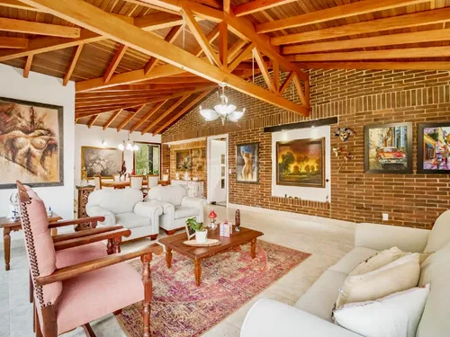 Casa En Venta En Loma Del Escobero. Cod V776118