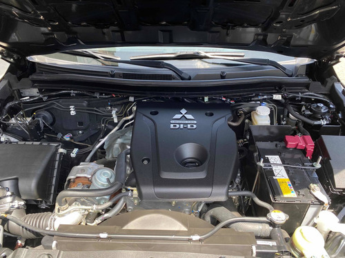 Imagen 14 de 14 de Mitsubishi L200